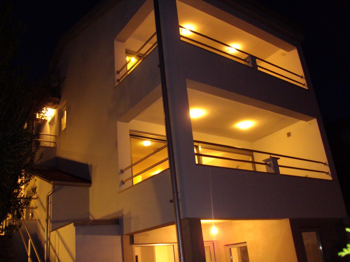 Apartments Vista Novi Vinodolski Exterior foto